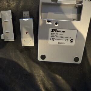 Targus Wireless Stow-n-Go Keypad AKP01US